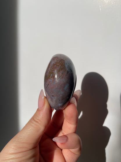 Mauvey Sea Jasper Palm Stone