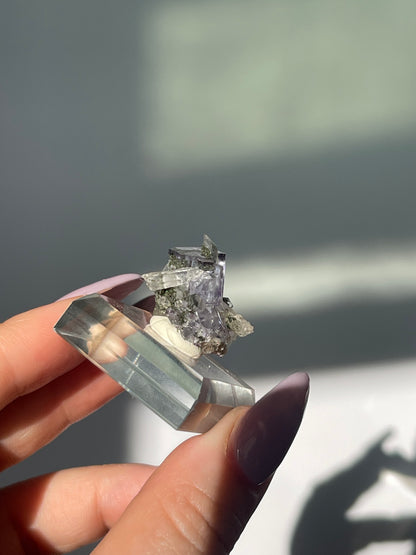 Yaogangxian Light Purple Flourite with Quartz/Mica/Epidote - 5 grams