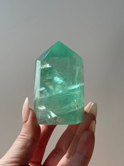 Green Apple Fluorite Tower 2.8"
