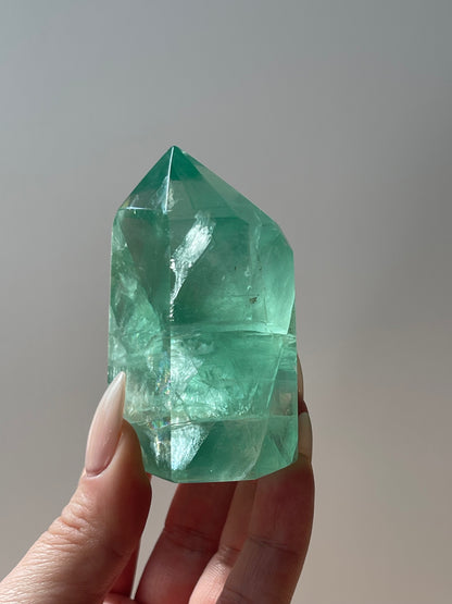 Green Apple Fluorite Tower 2.8"