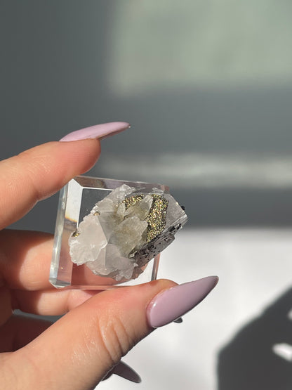 Yaogangxian Fluorite with Pyrite Coating/Quartz - 15 grams