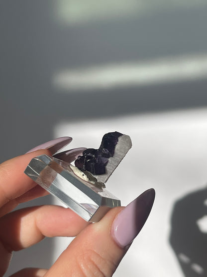 Huanggangliang Candle Quartz Point Coated with Purple Fluorite - 5 grams