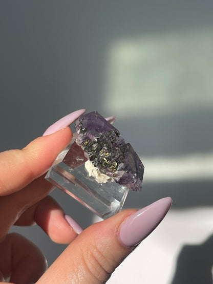 Yaogangxian Purple Phantom Flourite with Pyrite - 14 grams