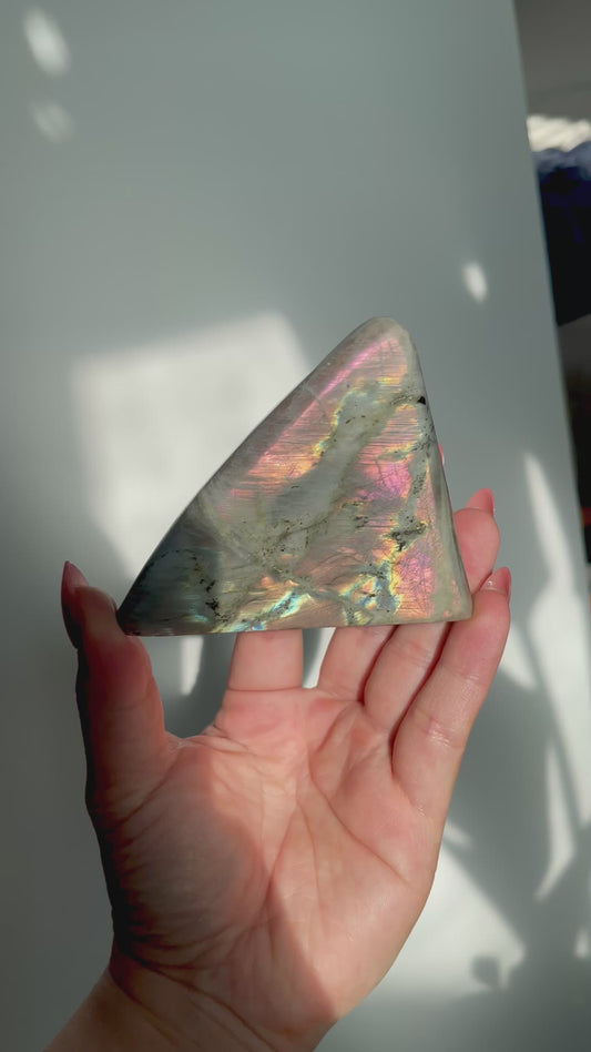 Labradorite Peachy Flash Freeform