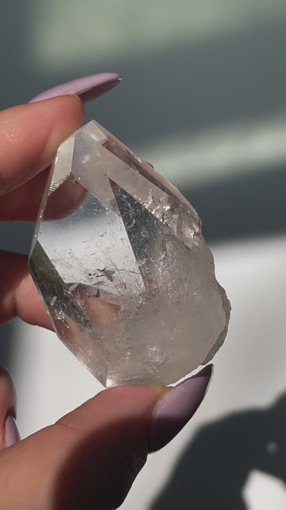 Manifestation Quartz Free form - Stone Growing in  Stone